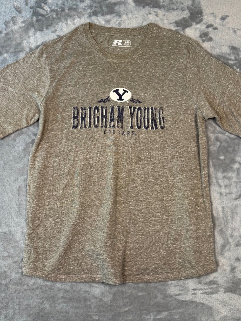 Russell Athletic BYU Cougars T-Shirt Men Large Heathered Brown NCAA Football